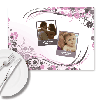 Foto-Tischset mit violetten Blumenornamenten